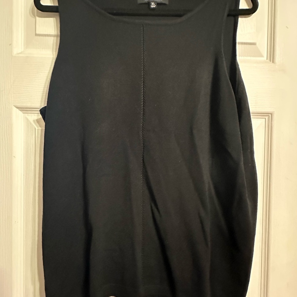 Ellen Tracy Black Tank Top with Crew Neckline